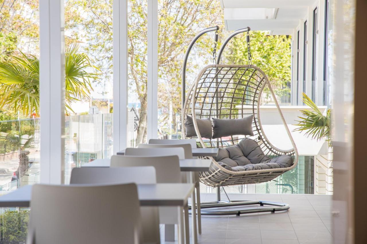 Hotel Amalfi - Smart Hotel Riccione Exterior photo
