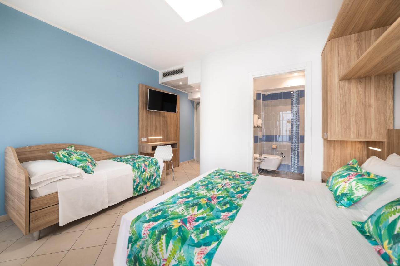 Hotel Amalfi - Smart Hotel Riccione Exterior photo