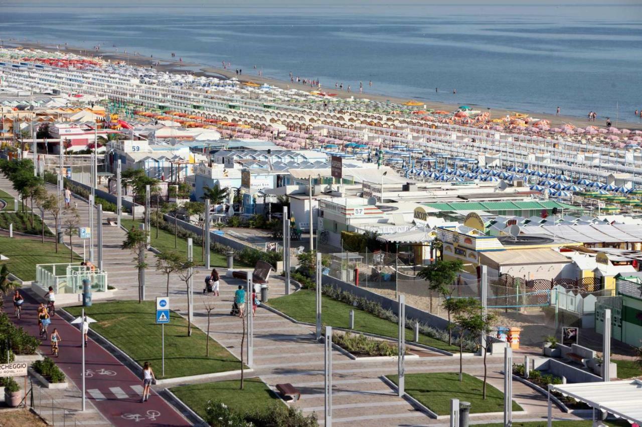 Hotel Amalfi - Smart Hotel Riccione Exterior photo